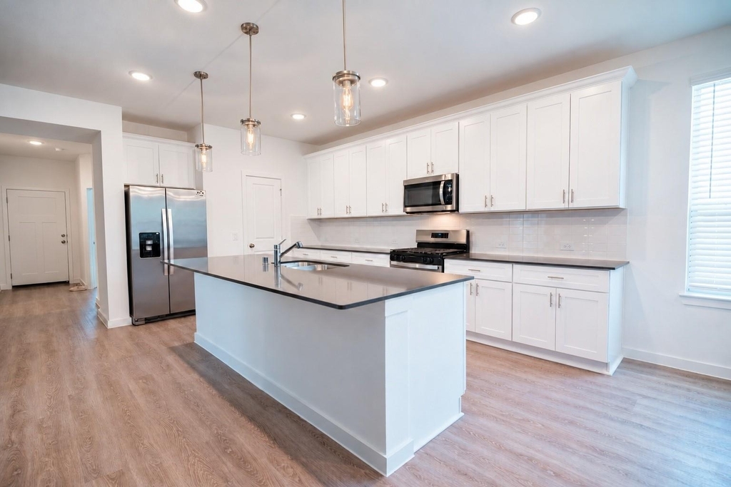 18110 Velaris Way - Photo 4