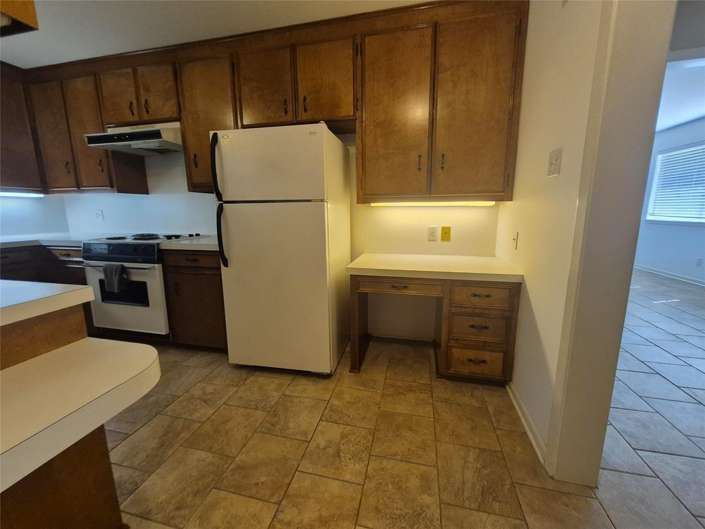 611 Todd Street - Photo 9