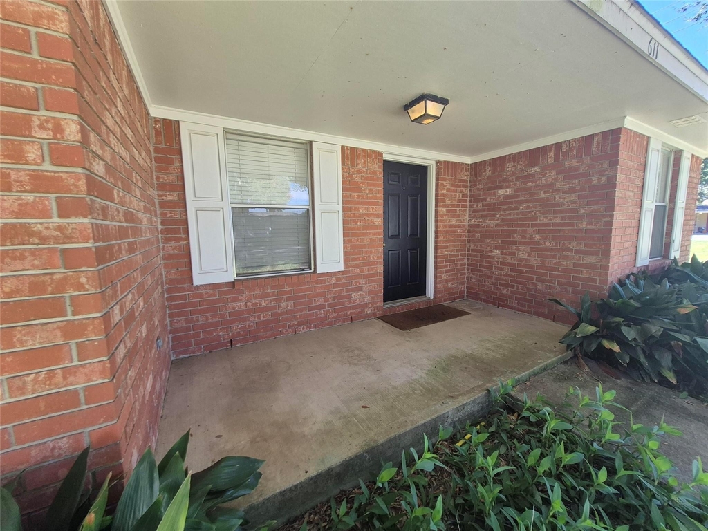 611 Todd Street - Photo 1