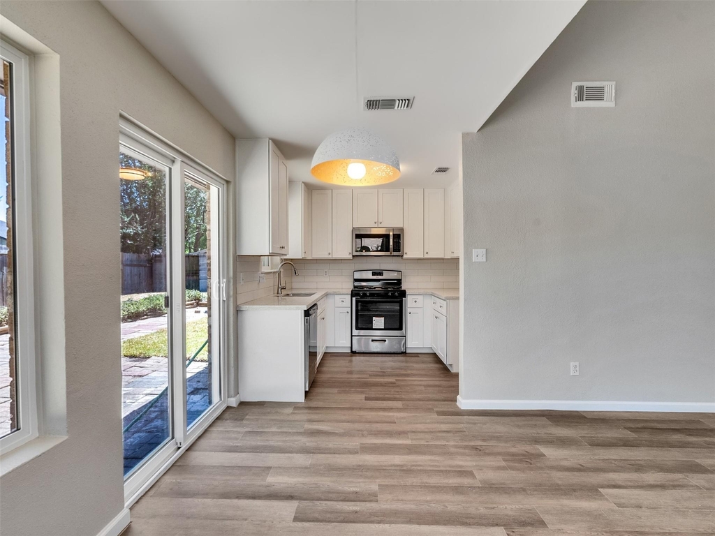 3206 Keywood Lane - Photo 13