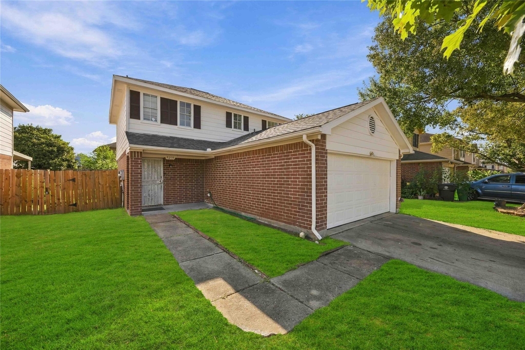 9219 Belle Glen Drive - Photo 1