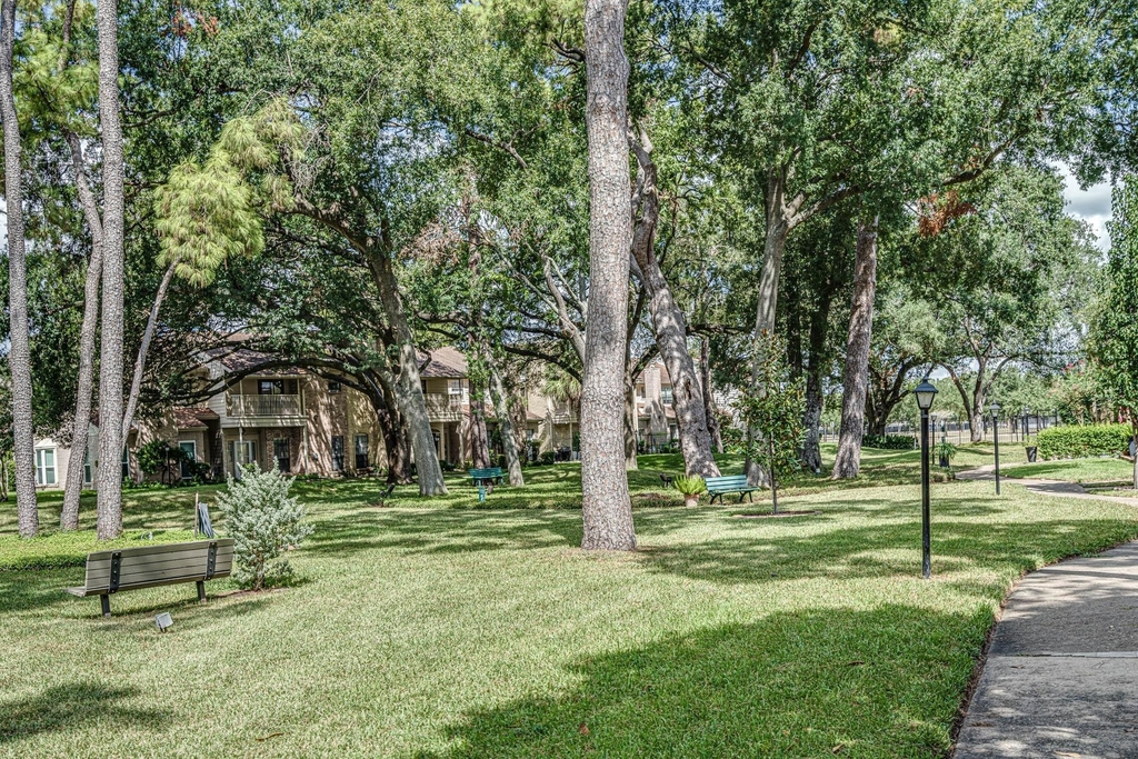 800 Country Place Drive - Photo 38