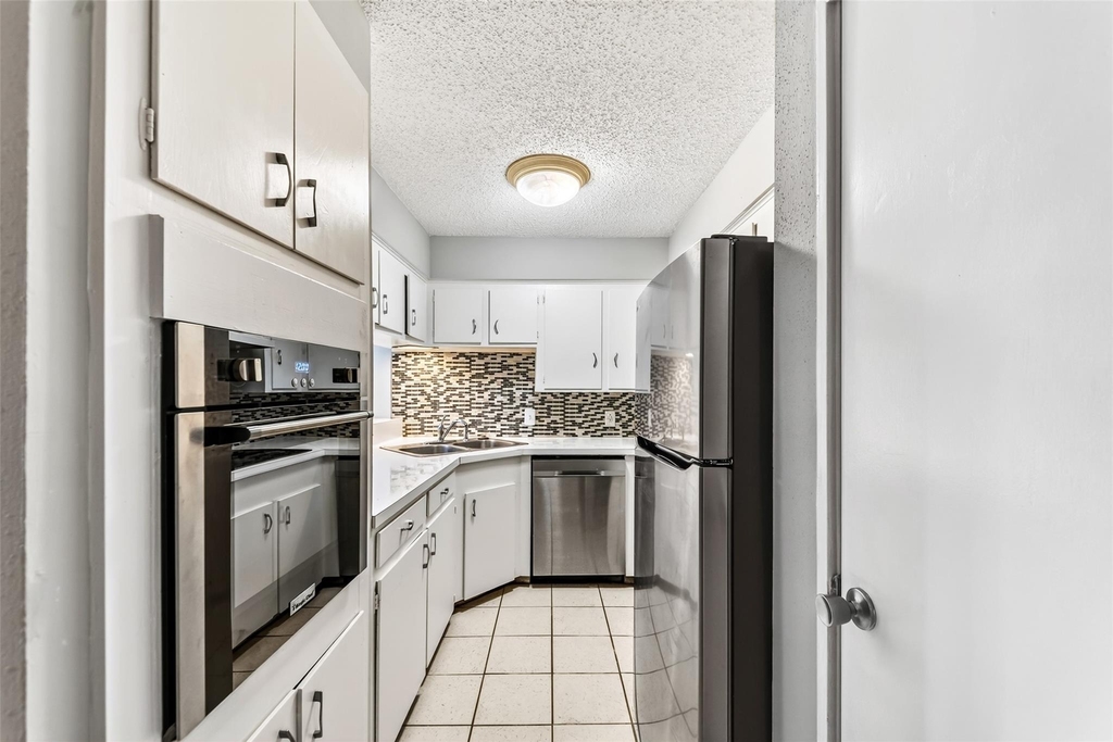 7714 Renwick Drive - Photo 11