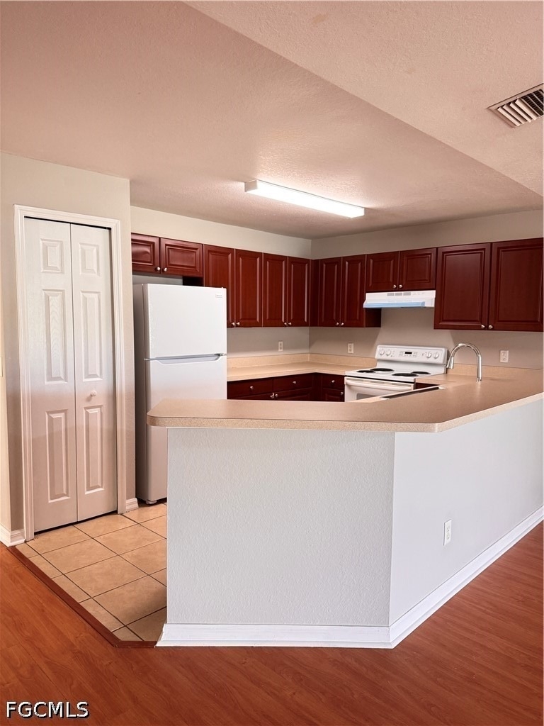 907 Ne 15th Lane - Photo 2