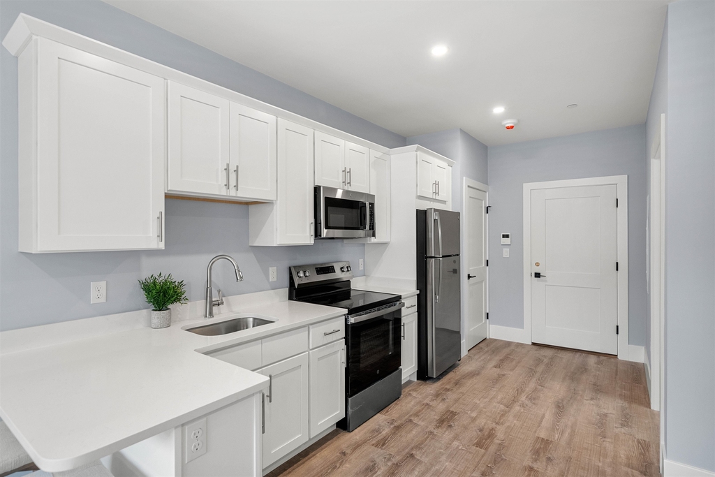 238 Lafayette - Photo 4