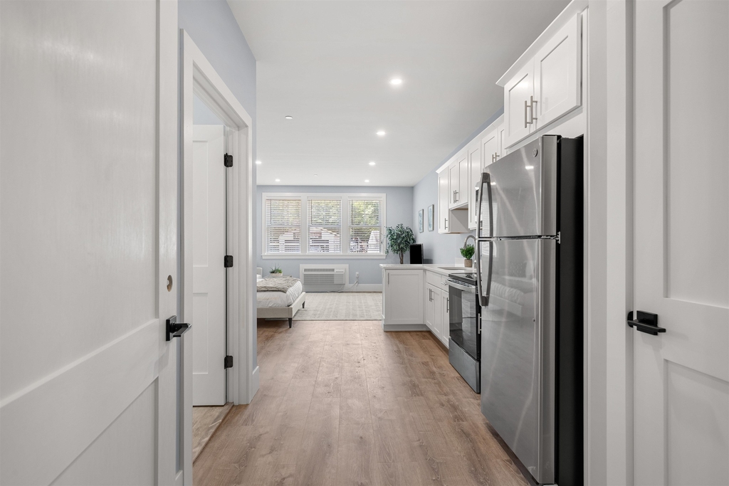 238 Lafayette - Photo 1