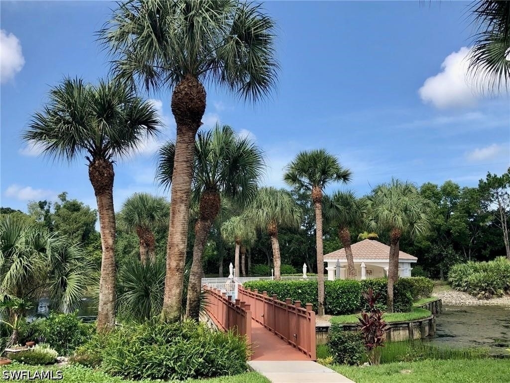 6914 Satinleaf Road N - Photo 24