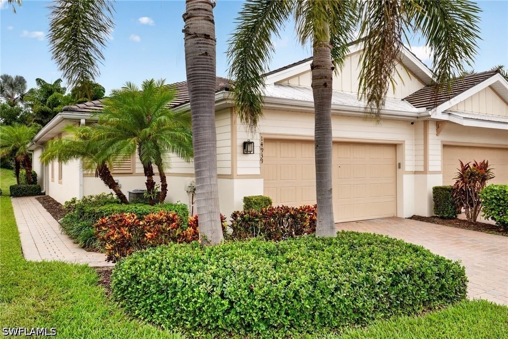 14939 Edgewater Circle - Photo 1