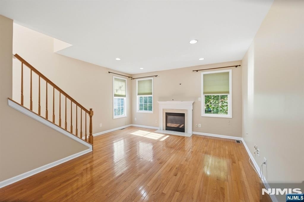448 Hartford - Photo 16