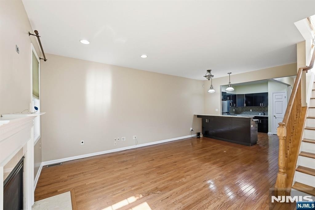 448 Hartford - Photo 14