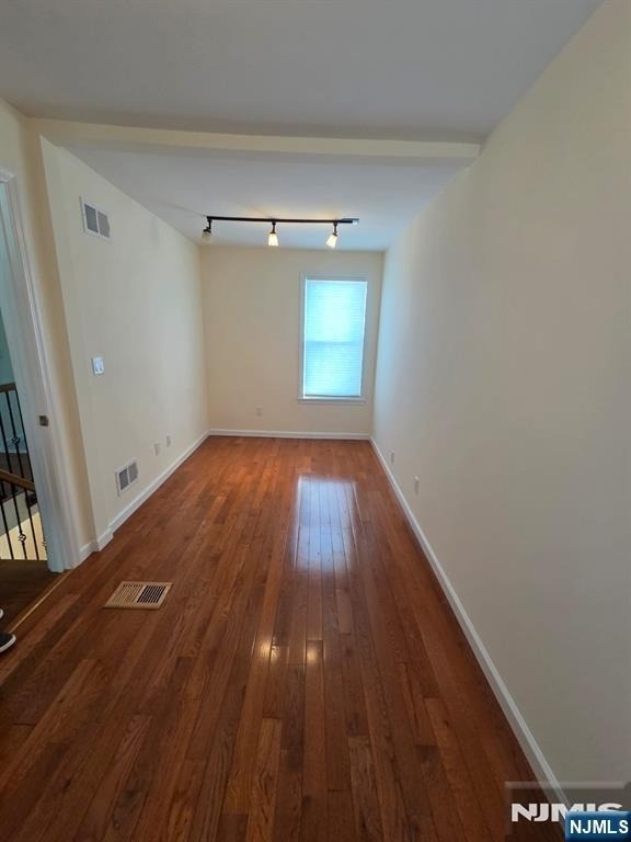 24b Sidney - Photo 11