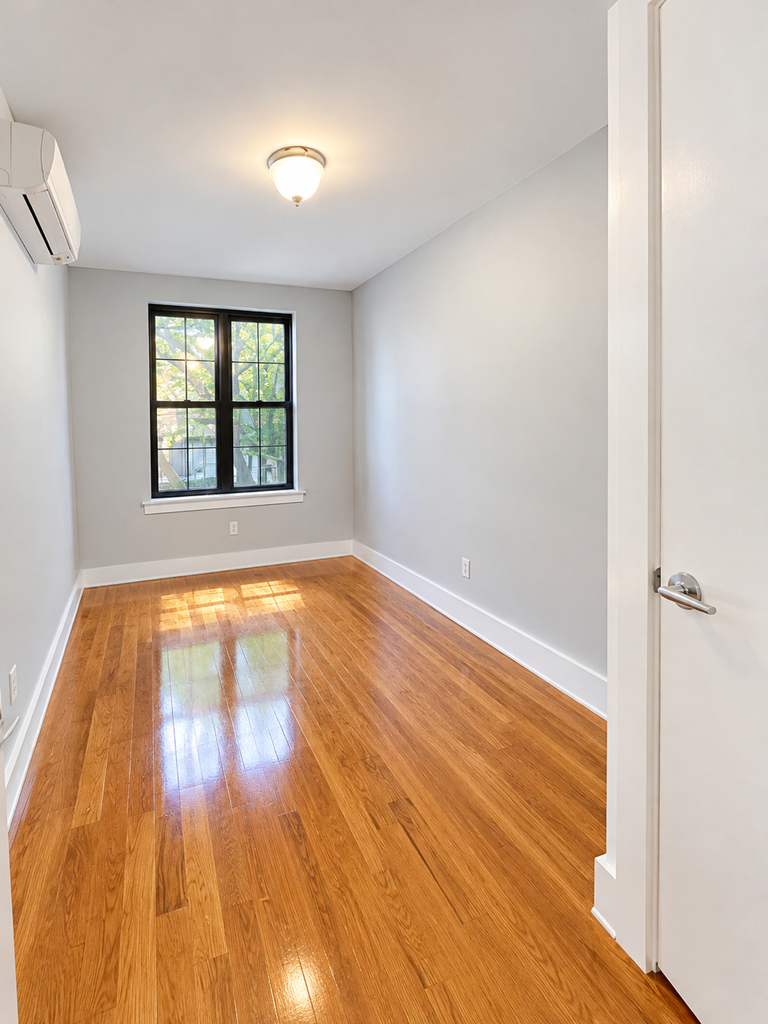 81 Carlton Avenue - Photo 6