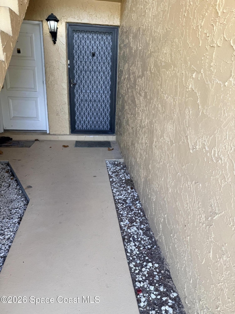 3135 Shady Dell Lane - Photo 0