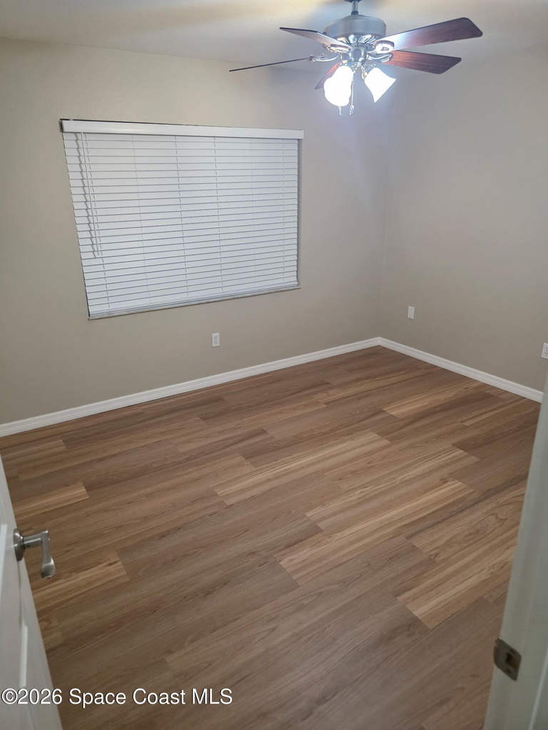 190 Eldron Boulevard Se - Photo 16