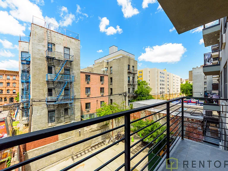 855 Dekalb Avenue #3B - Photo 6