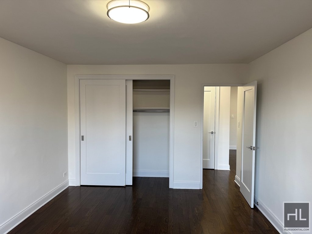 East 16 Avenue - Photo 1