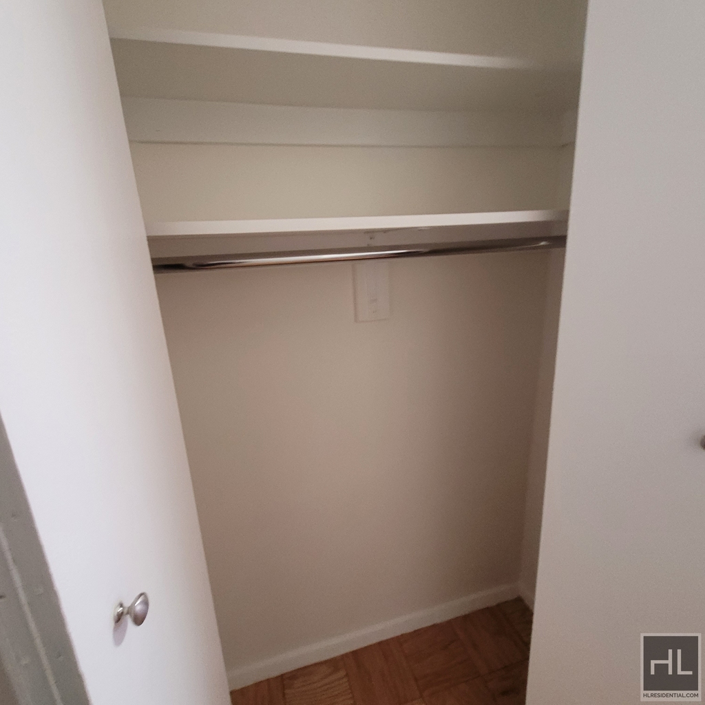 East 36 Street - Photo 1
