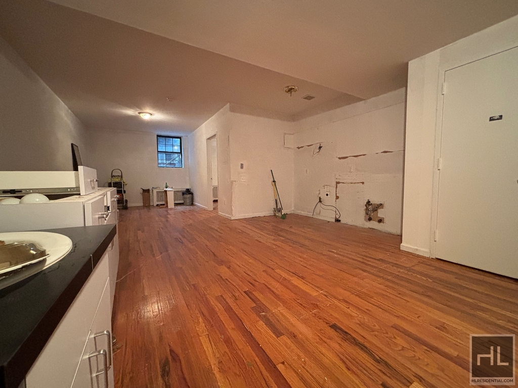 West 73rd Street - Photo 1