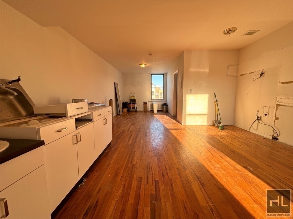 West 73rd Street - Photo 0