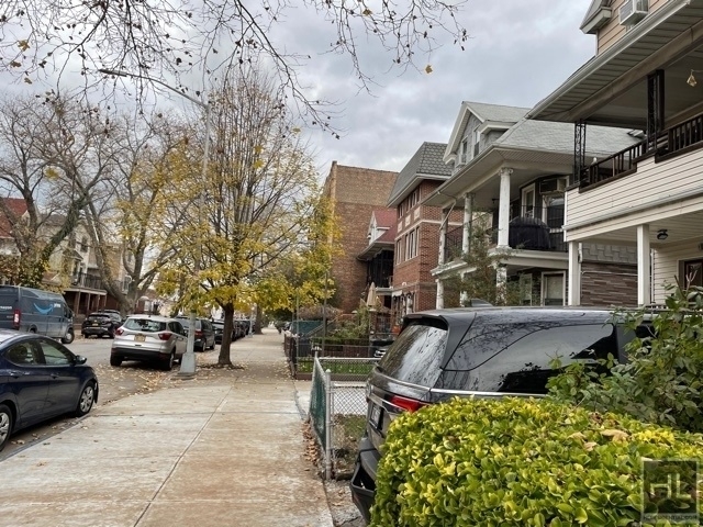 739 East 5 Street - Photo 13