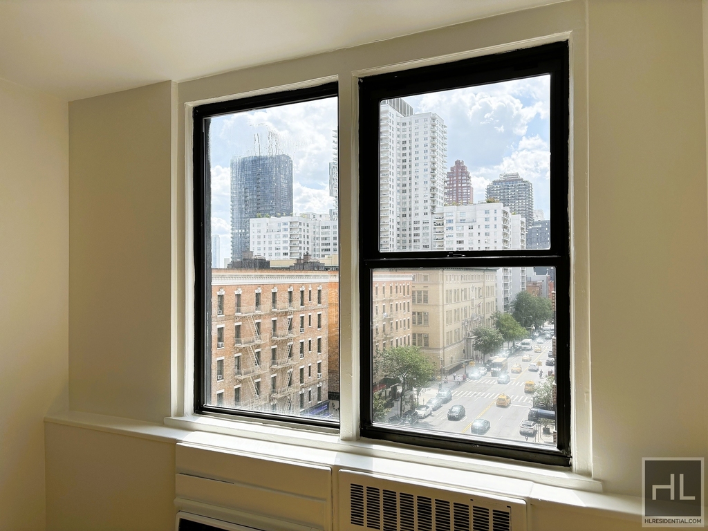East 79th Street - Photo 1