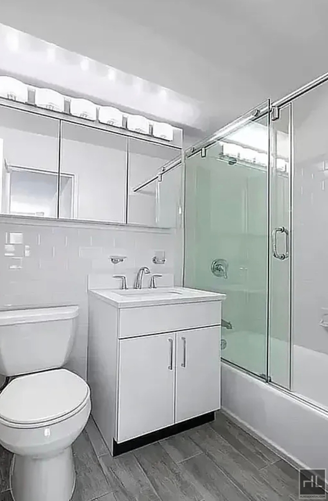 East 89th Street - Photo 11
