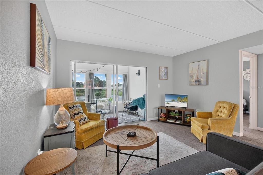 821 Deleon Court - Photo 8