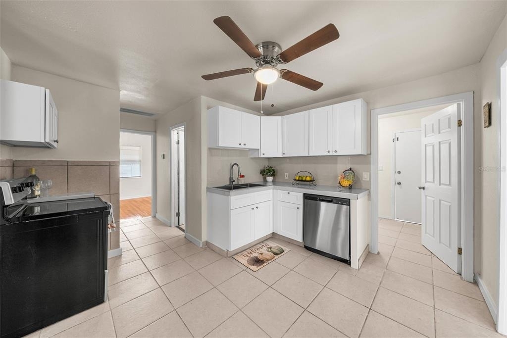 4053 41st Avenue N - Photo 14