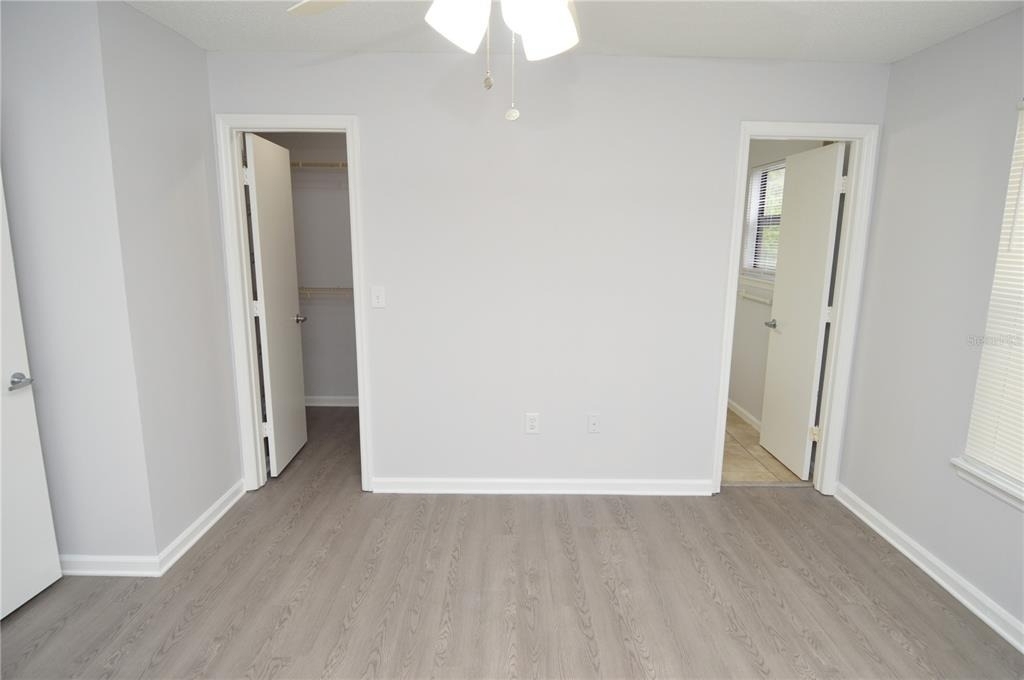 11901 4th Street N - Photo 36