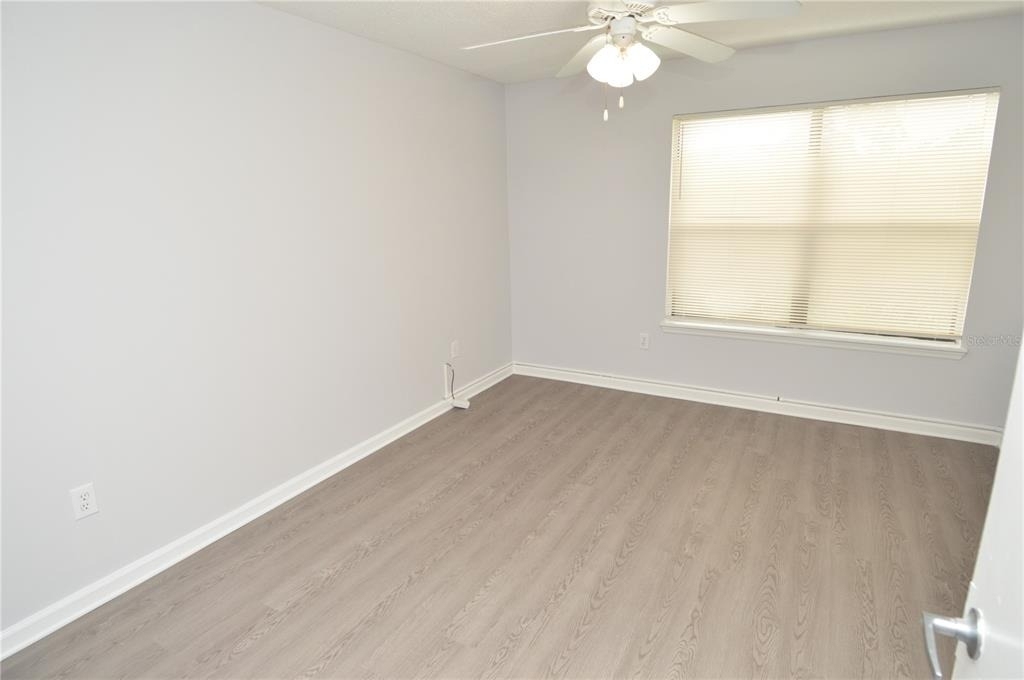 11901 4th Street N - Photo 53