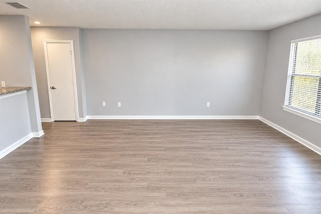 11901 4th Street N - Photo 22