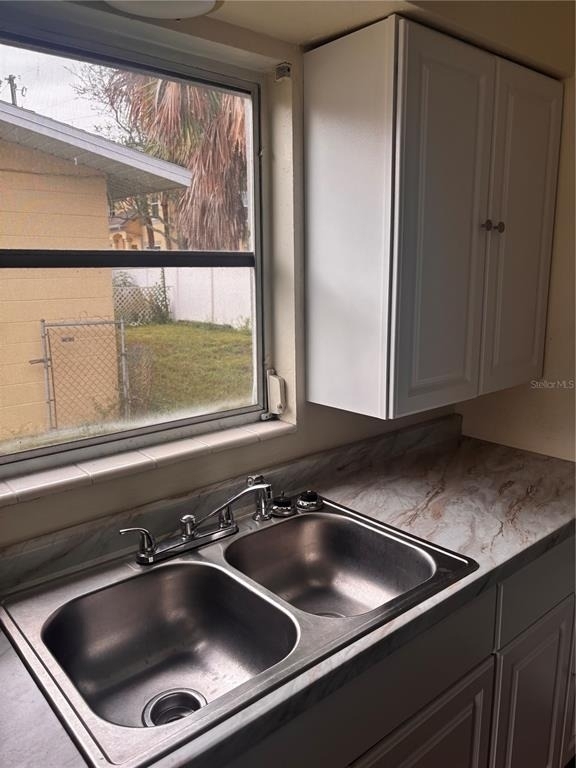 139 38th Avenue Se - Photo 6