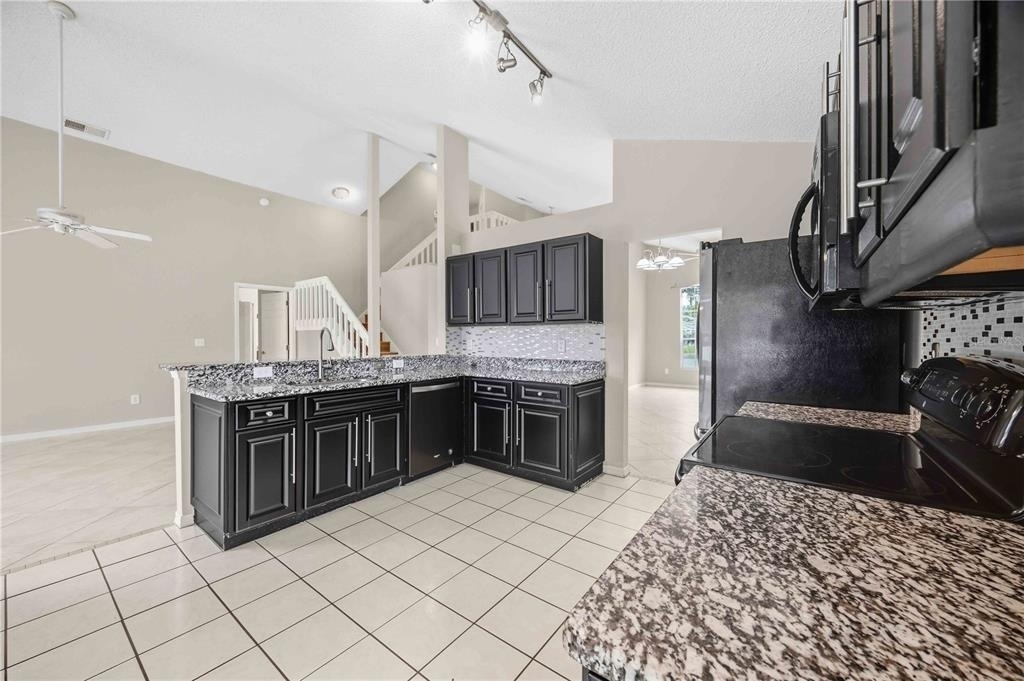 2211 Mallory Circle - Photo 12
