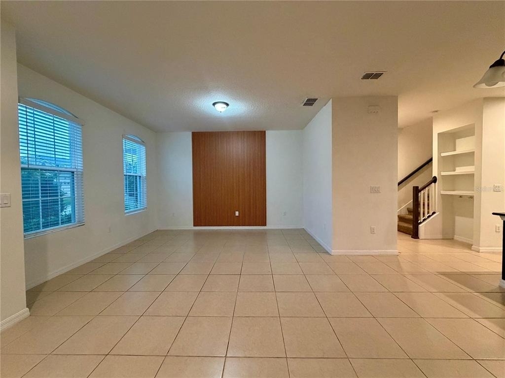 2449 Varenna Loop - Photo 8