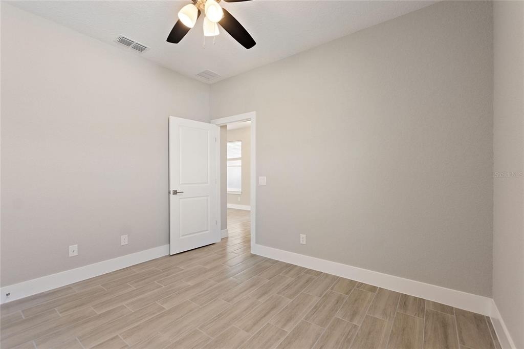 302 Elderberry Court - Photo 16