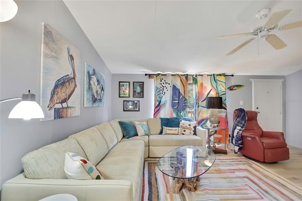 6388 W Oaklawn Street - Photo 4