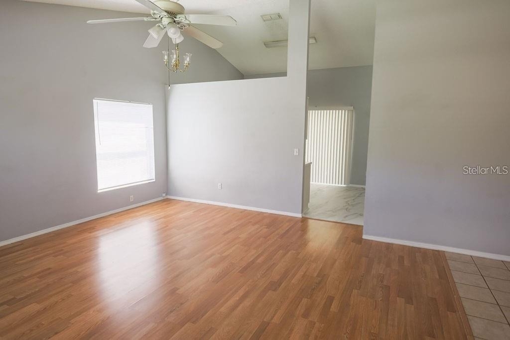 1098 Sugarberry Trail - Photo 1
