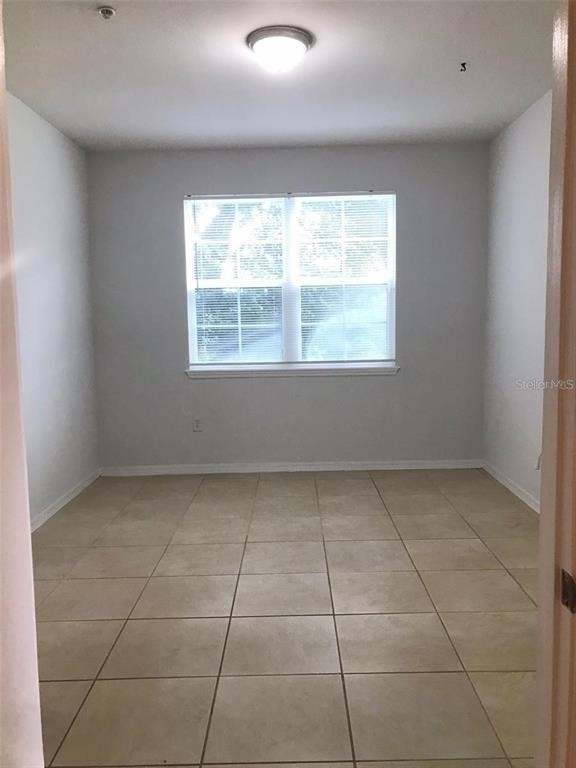 6627 Queens Borough Avenue - Photo 11