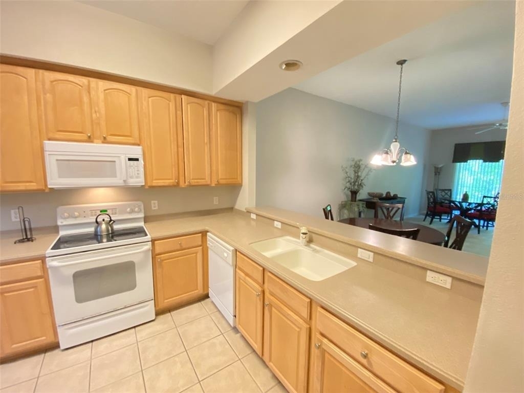 9416 Myrtle Creek Lane - Photo 8