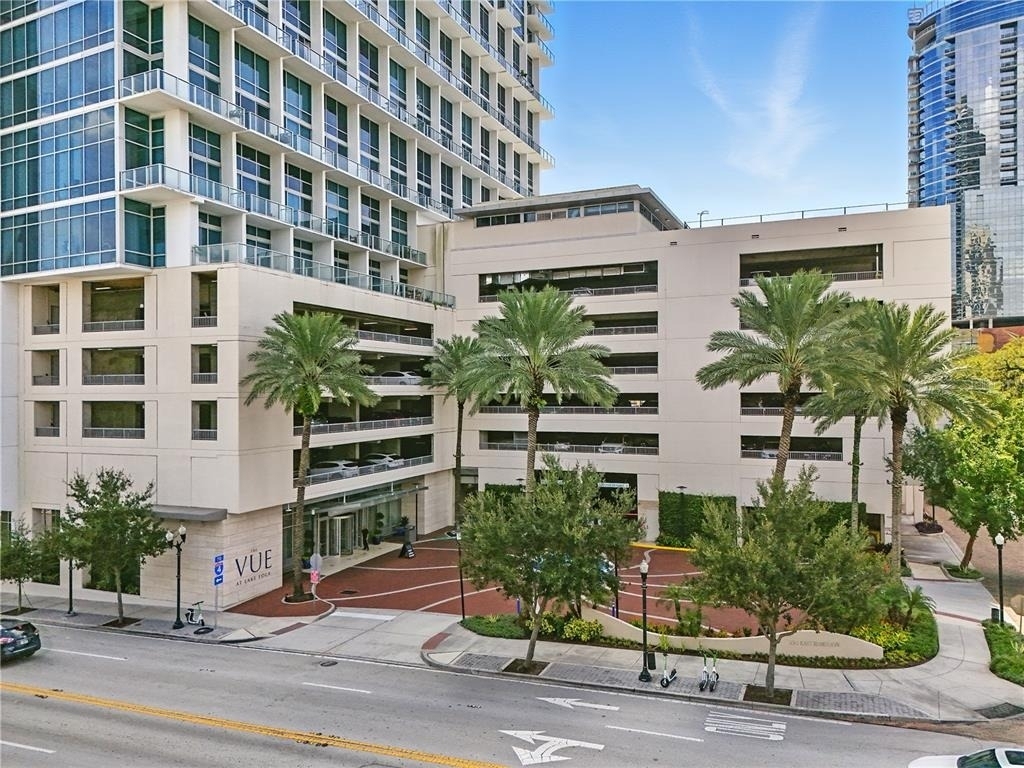 150 E Robinson Street - Photo 30