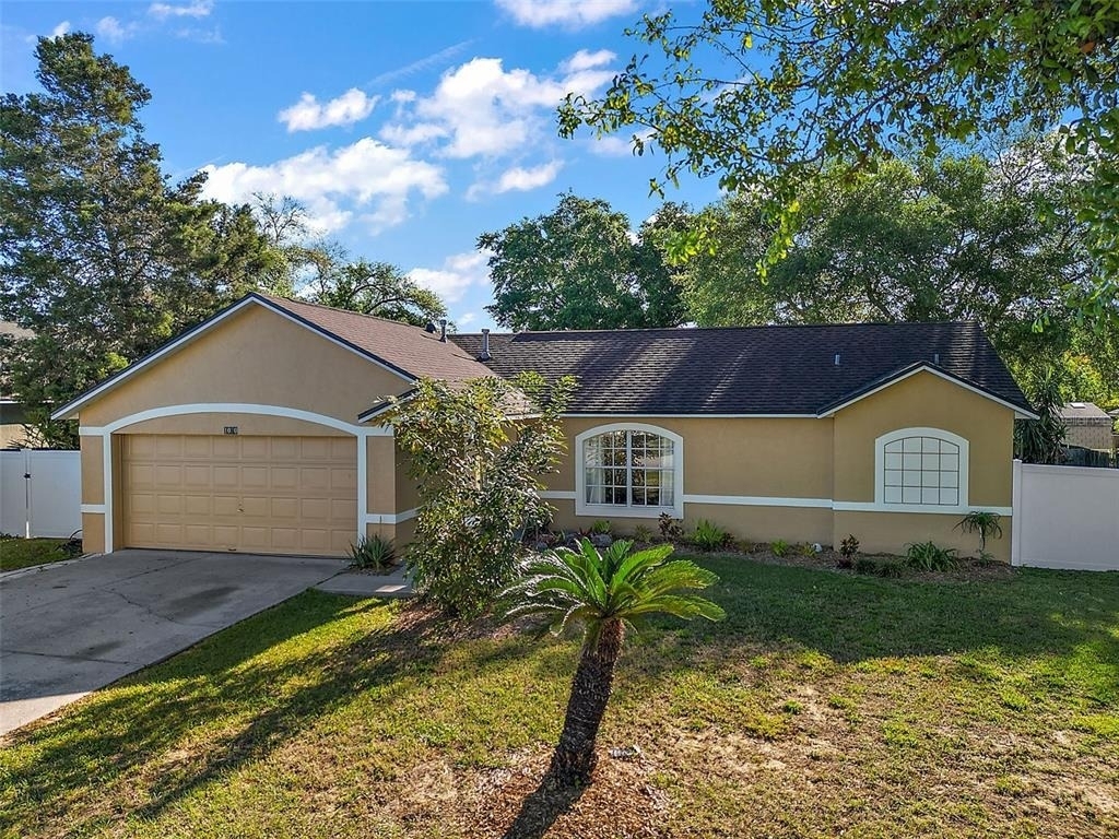 1020 High Ridge Ct - Photo 0