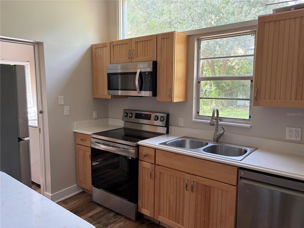 1577 7th Street - Photo 5