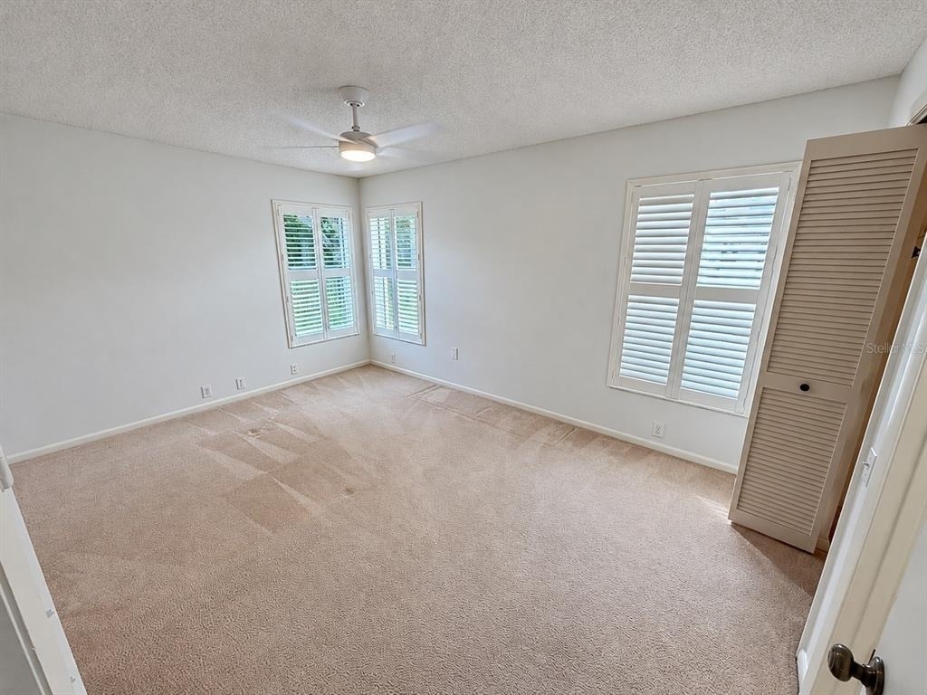 4871 Winterhaven Drive - Photo 19
