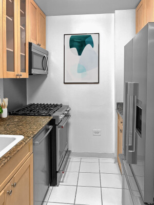 East 29th Street - Photo 2