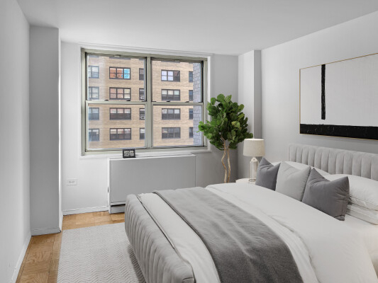 East 29th Street - Photo 0