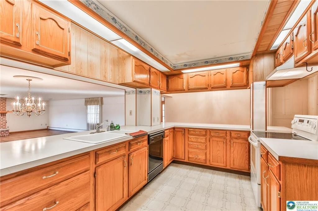 373 E High Street - Photo 12
