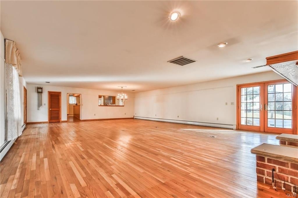 373 E High Street - Photo 8