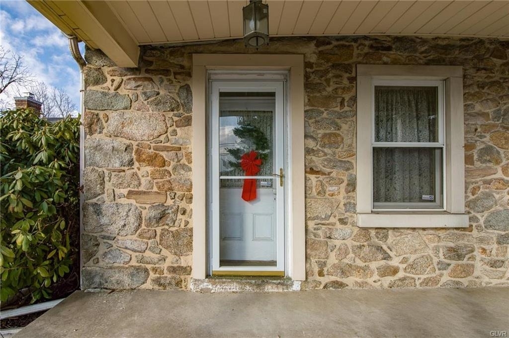 373 E High Street - Photo 1