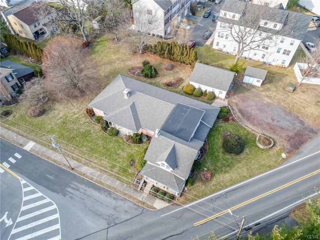 373 E High Street - Photo 4