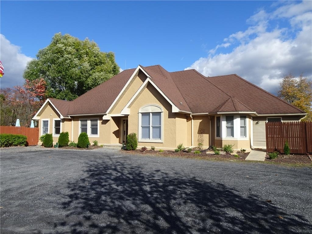 427 Washington Street - Photo 0